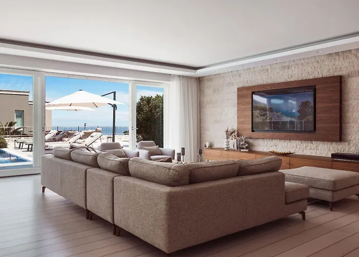 Lusso Mare Istria 사부드리자